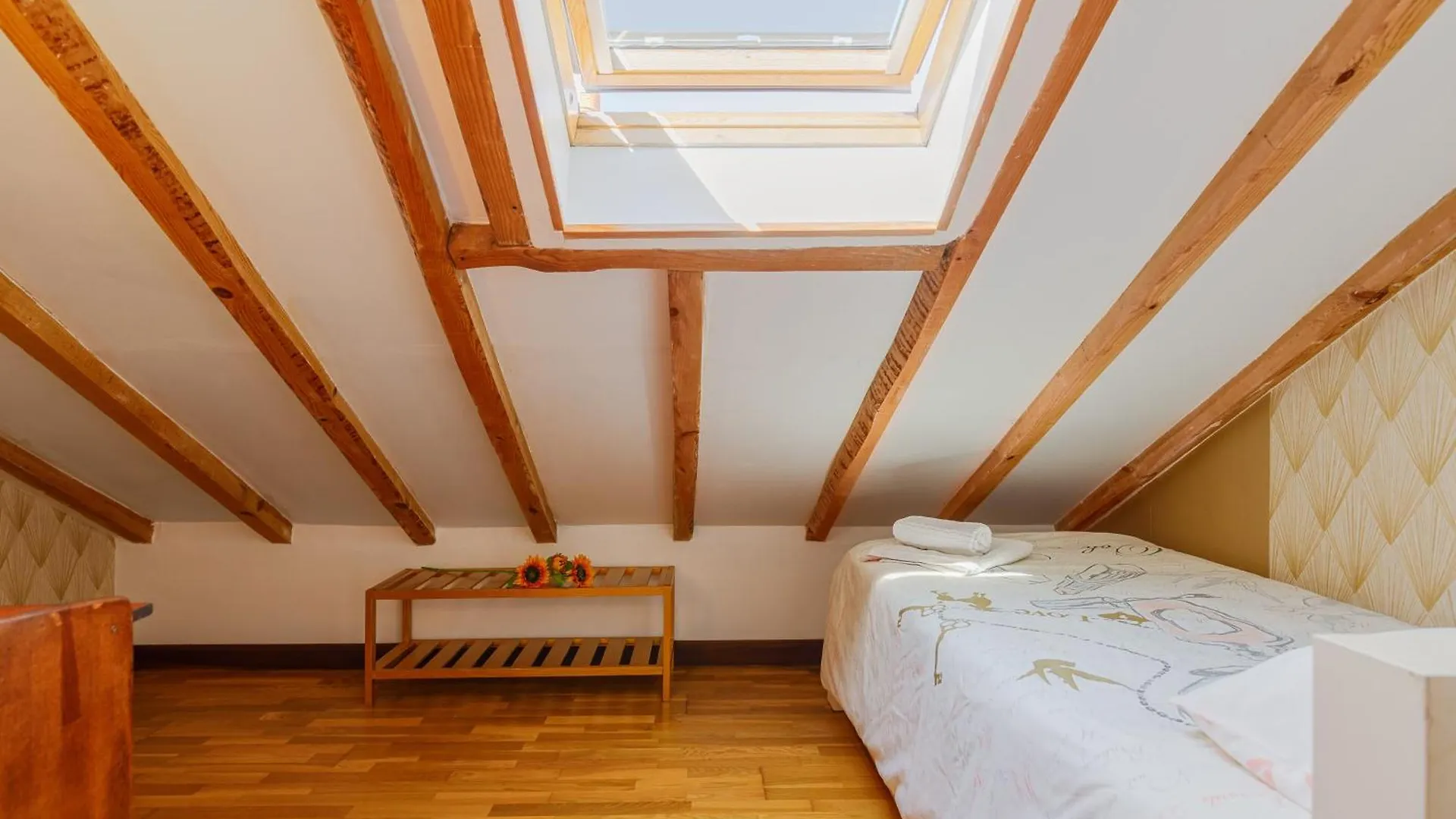 Atalaia Duplex Apartment Lisbon