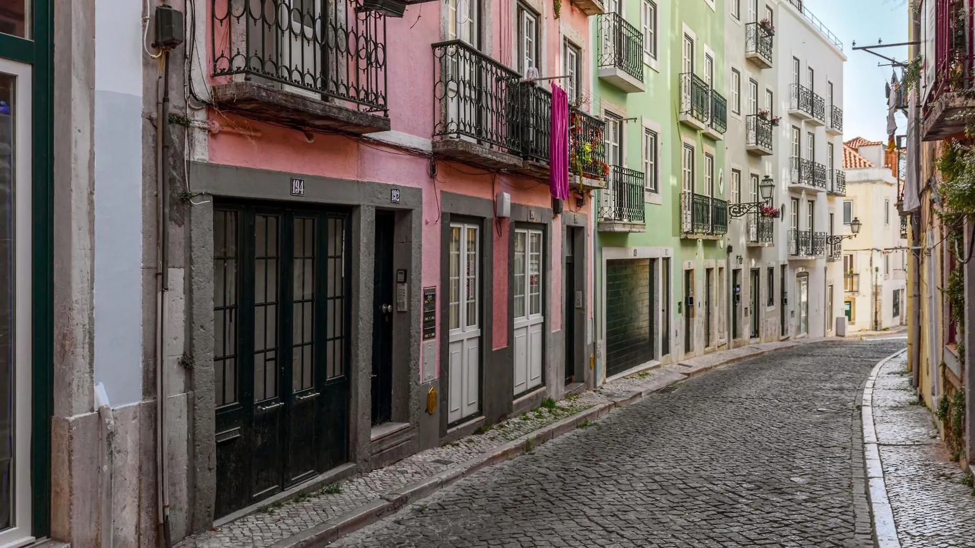Atalaia Duplex Apartment Lisbon
